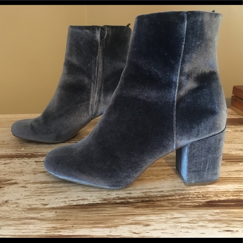 Velvet booties
